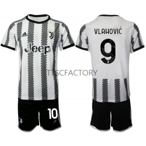 Juventus Vlahovic 9 Fodboldtrøjer Børn Hjemmebanesæt 2022/23 Kort ærmer Juventus Vlahovic 9 Fodboldtrøjer Børn Hjemmebanesæt 2022/23 Kort ærmer